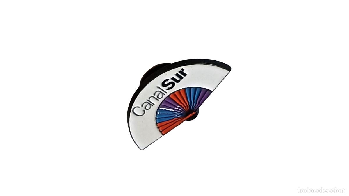 Pins de colecci&oacute;n: PIN COLECCI&Oacute;N - LOGOTIPO ANTIGUO CANAL SUR TELEVISI&Oacute;N - FORMA DE ABANICO - A&Ntilde;OS 80/90 - RETRO