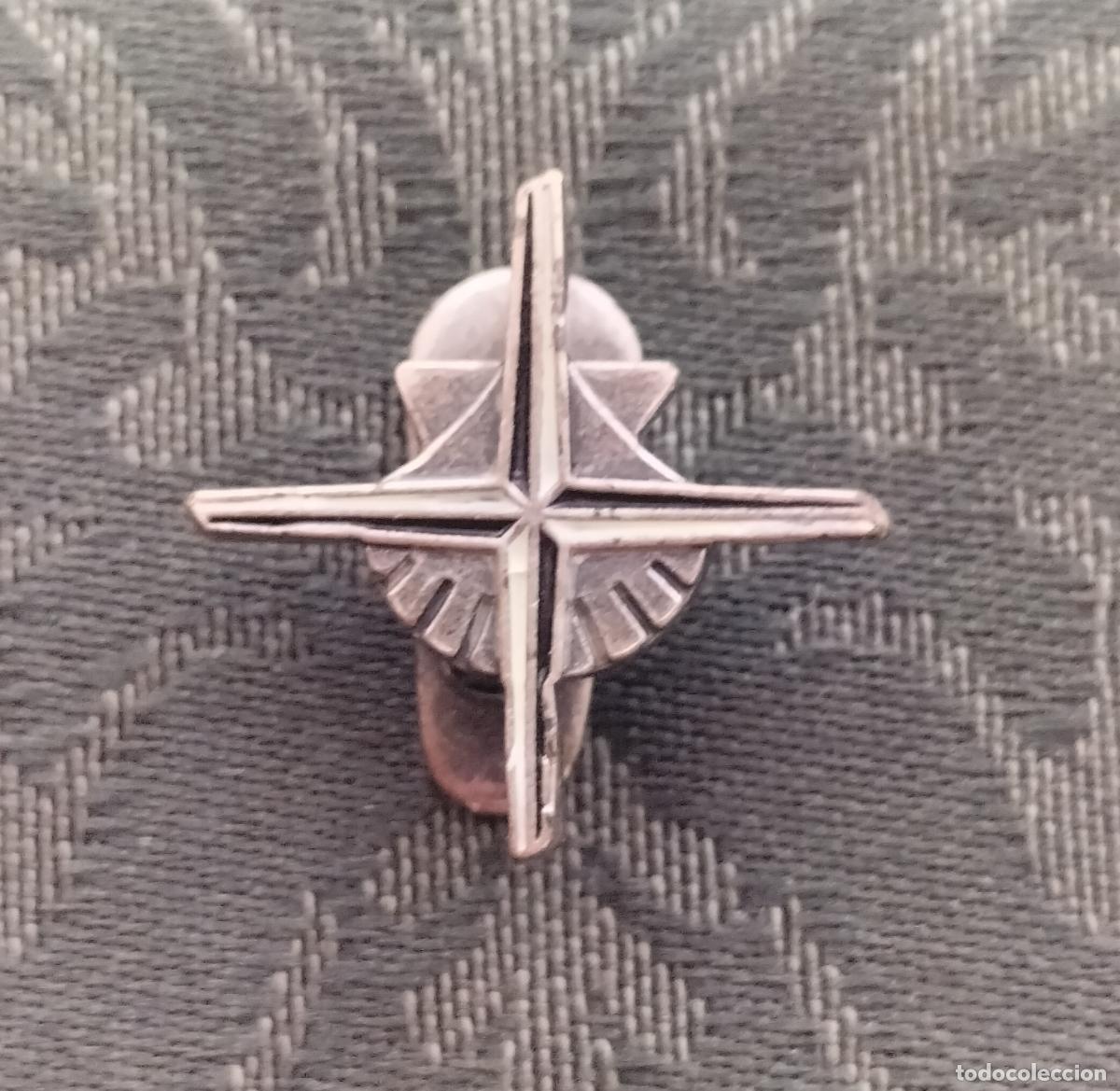 Pins de colecci&oacute;n: PIN DE SOLAPA - DOMINICOS A CORU&Ntilde;A. - Foto 1