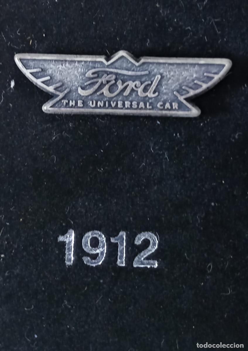 Pins de colecci&oacute;n: Pin r&eacute;plica hist&oacute;rico del &oacute;valo de la marca Ford del a&ntilde;o 1912