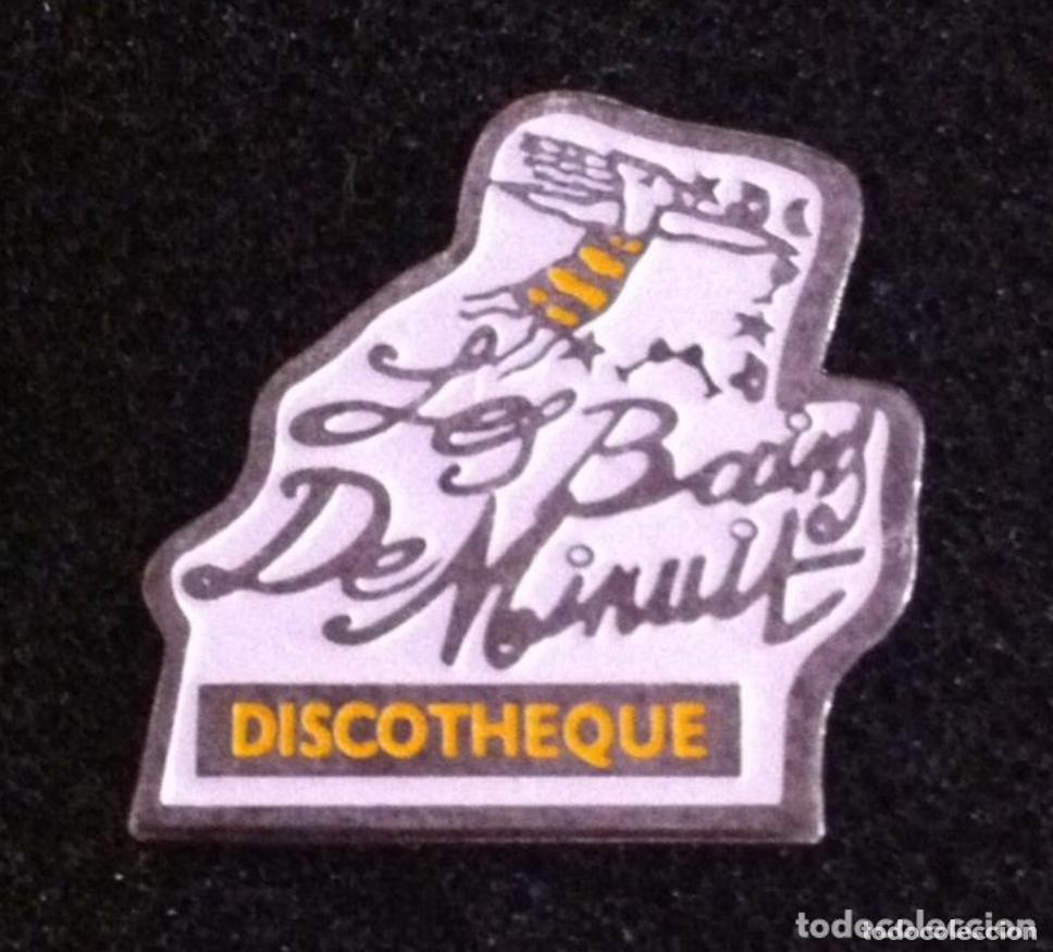 Pins de colecci&oacute;n: ANTIGUO PIN DISCOTECA LES BAINS DE MINUIT (SAINT DENIS)