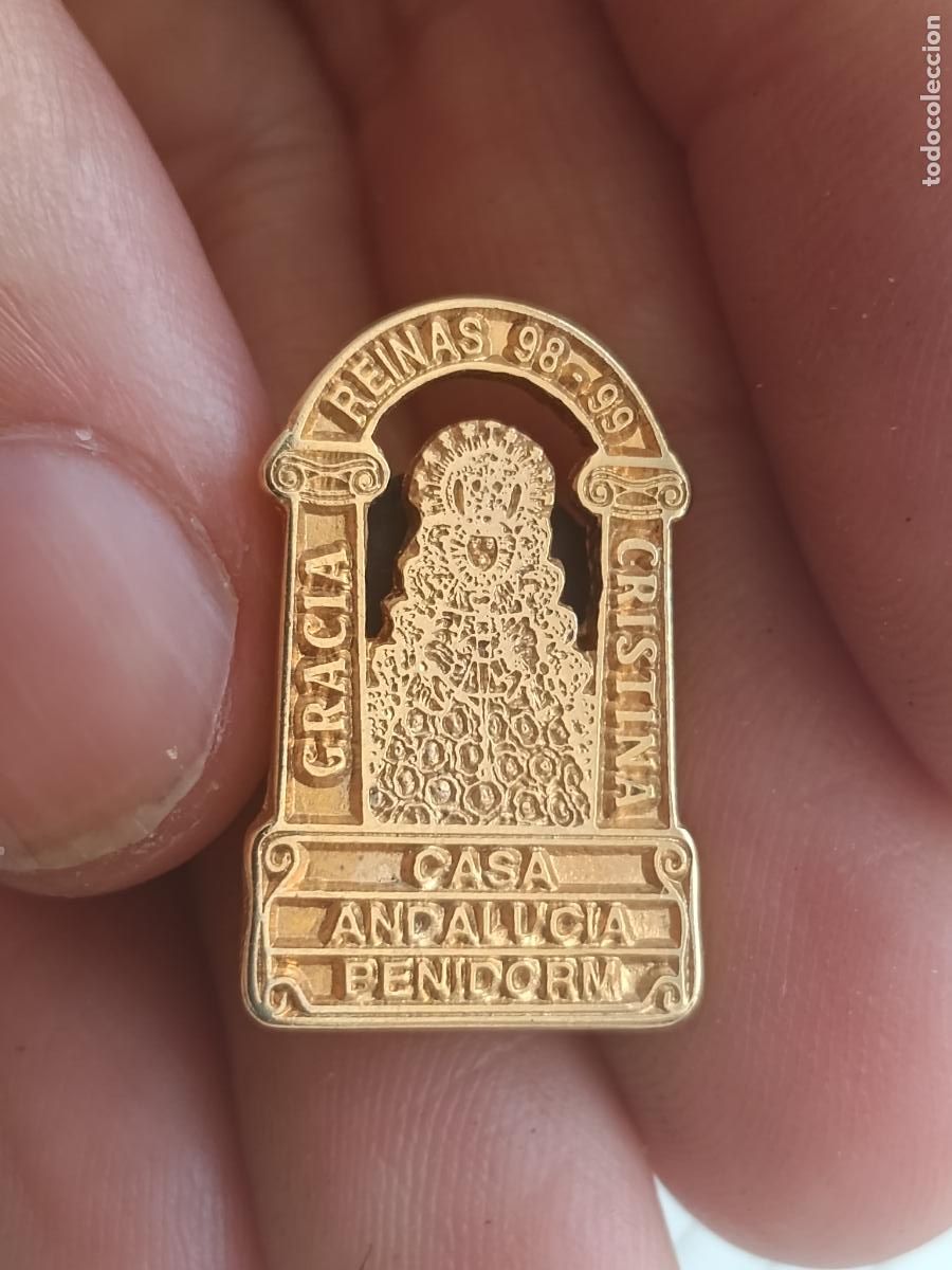 Pins de colecci&oacute;n: Benidorm. Pin Casa de Andaluc&iacute;a