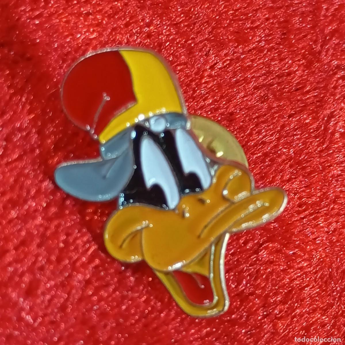 Pins de colecci&oacute;n: ANTIGUO PIN - PATO LUCAS - DAFFY DUCK - LOONEY TUNES - WARNER BROS- VINTAGE - ESMALTADO - RARO / 590