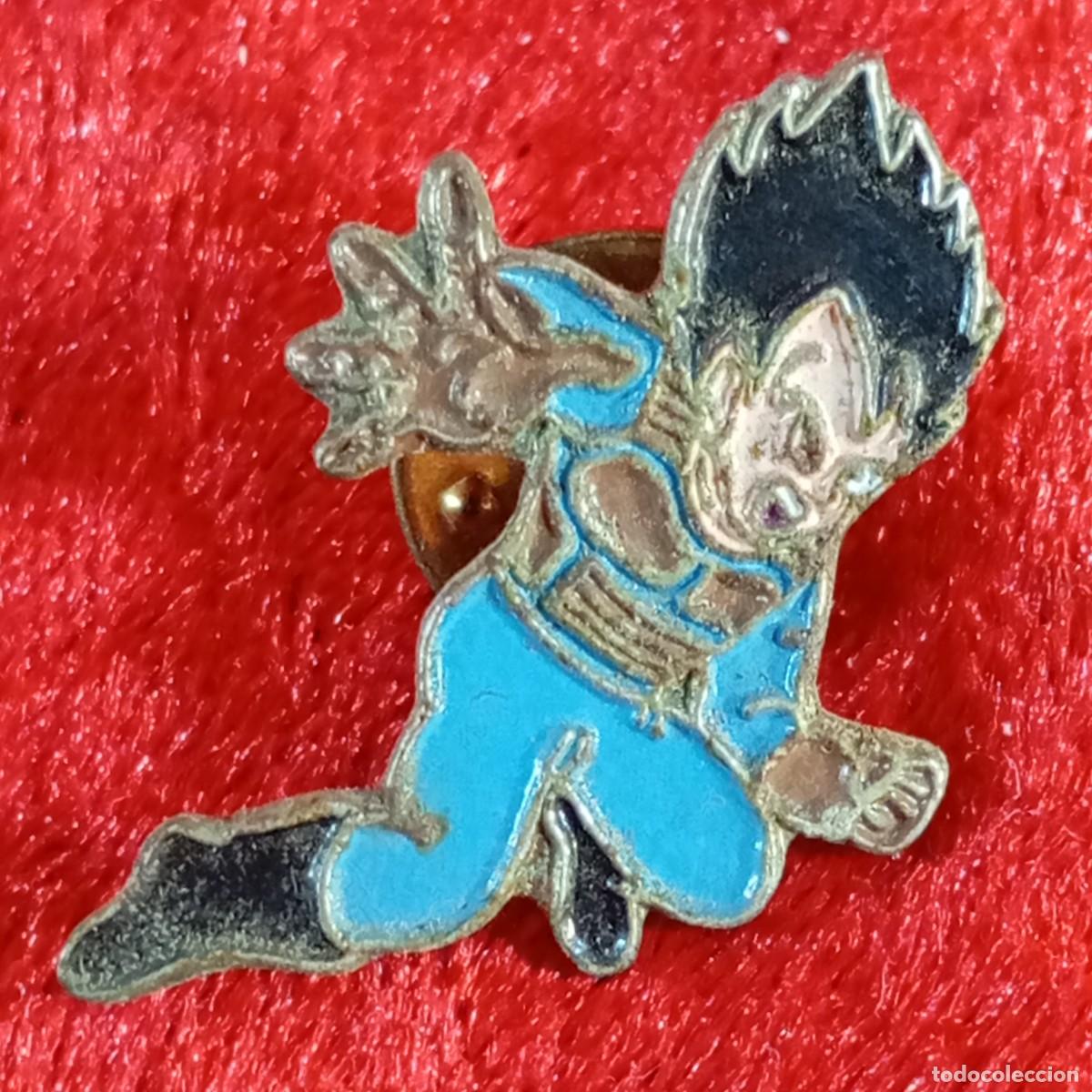 Pins de colecci&oacute;n: ANTIGUO PIN - VEGETA - DRAGON BALL Z - BOLA DE DRAG&Oacute;N - ESMALTADO - RARO / 613