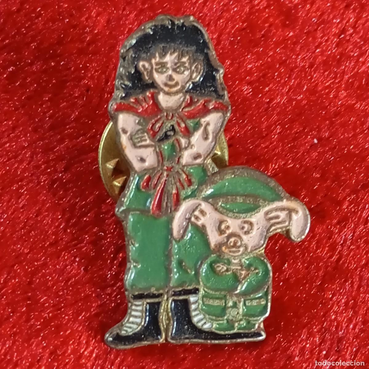 Pins de colecci&oacute;n: ANTIGUO PIN - YAMCHA Y OOLONG - DRAGON BALL Z - BOLA DE DRAG&Oacute;N - ESMALTADO - RARO / 616
