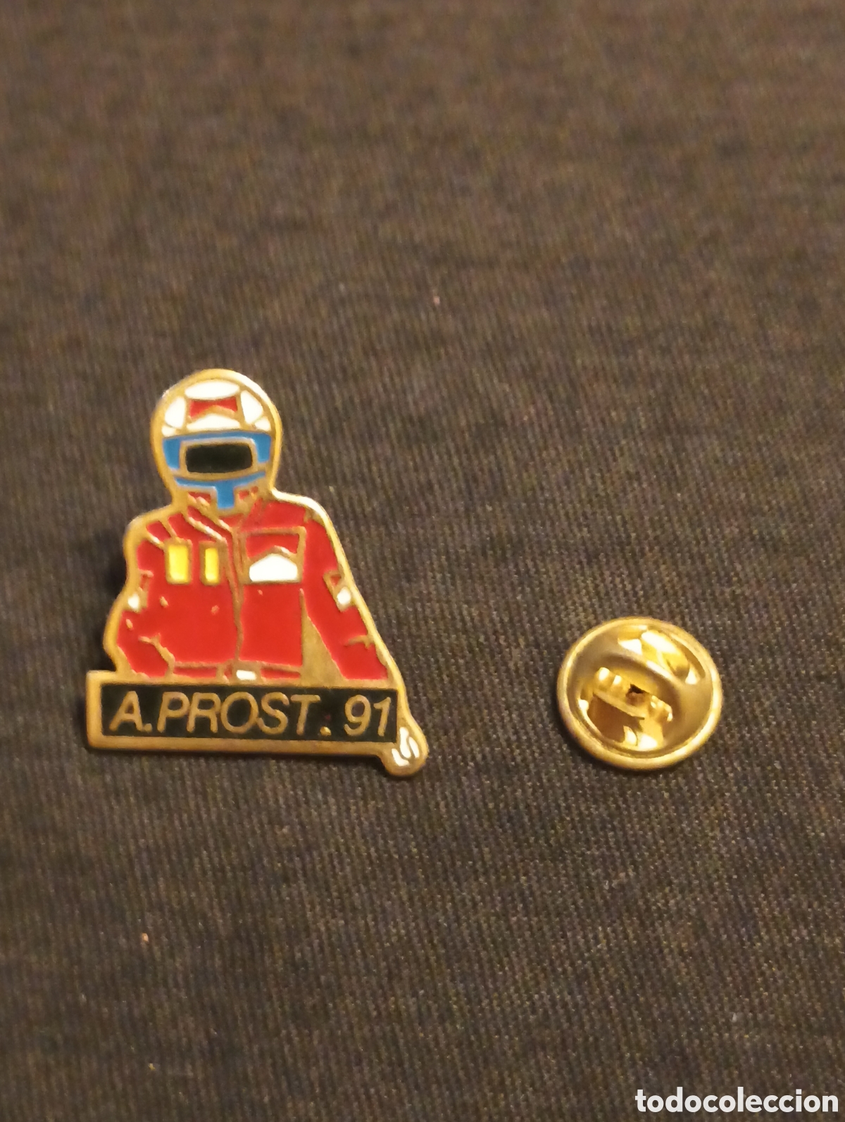 Pins de cole&ccedil;&atilde;o: Pins insignia con pincho y cierre prost piloto moto