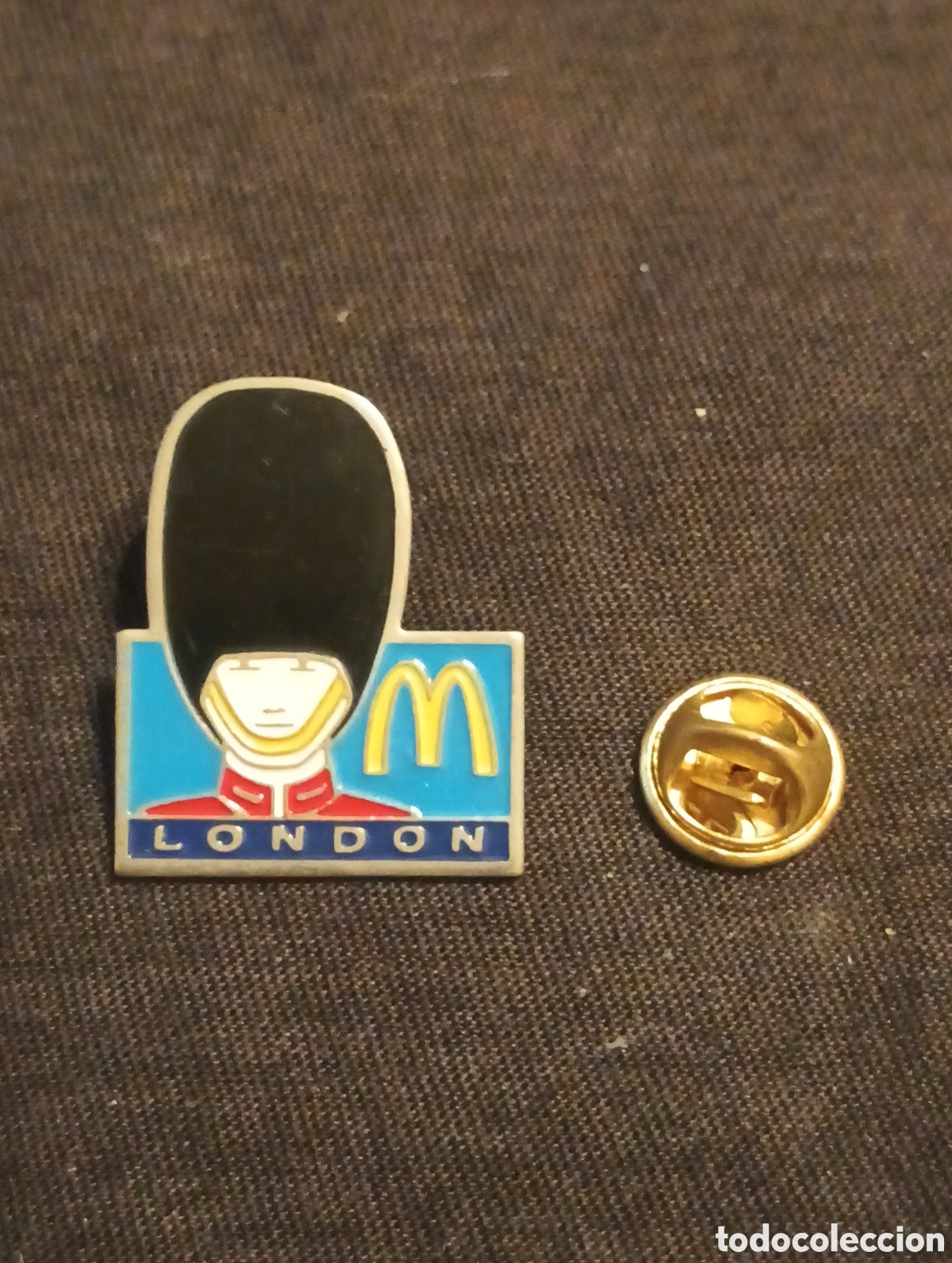 Pins de colecci&oacute;n: Pins insignia con pincho y cierre MacDonalds