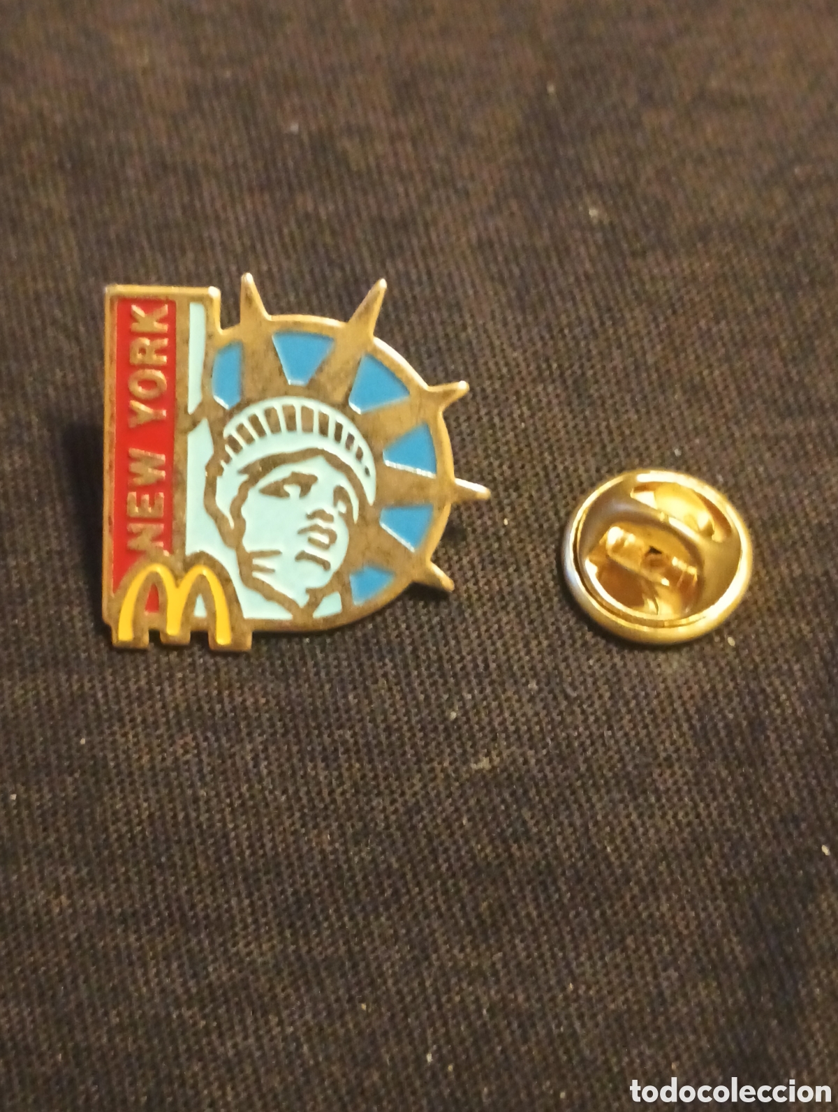 Pins de colecci&oacute;n: Pins insignia con pincho y cierre