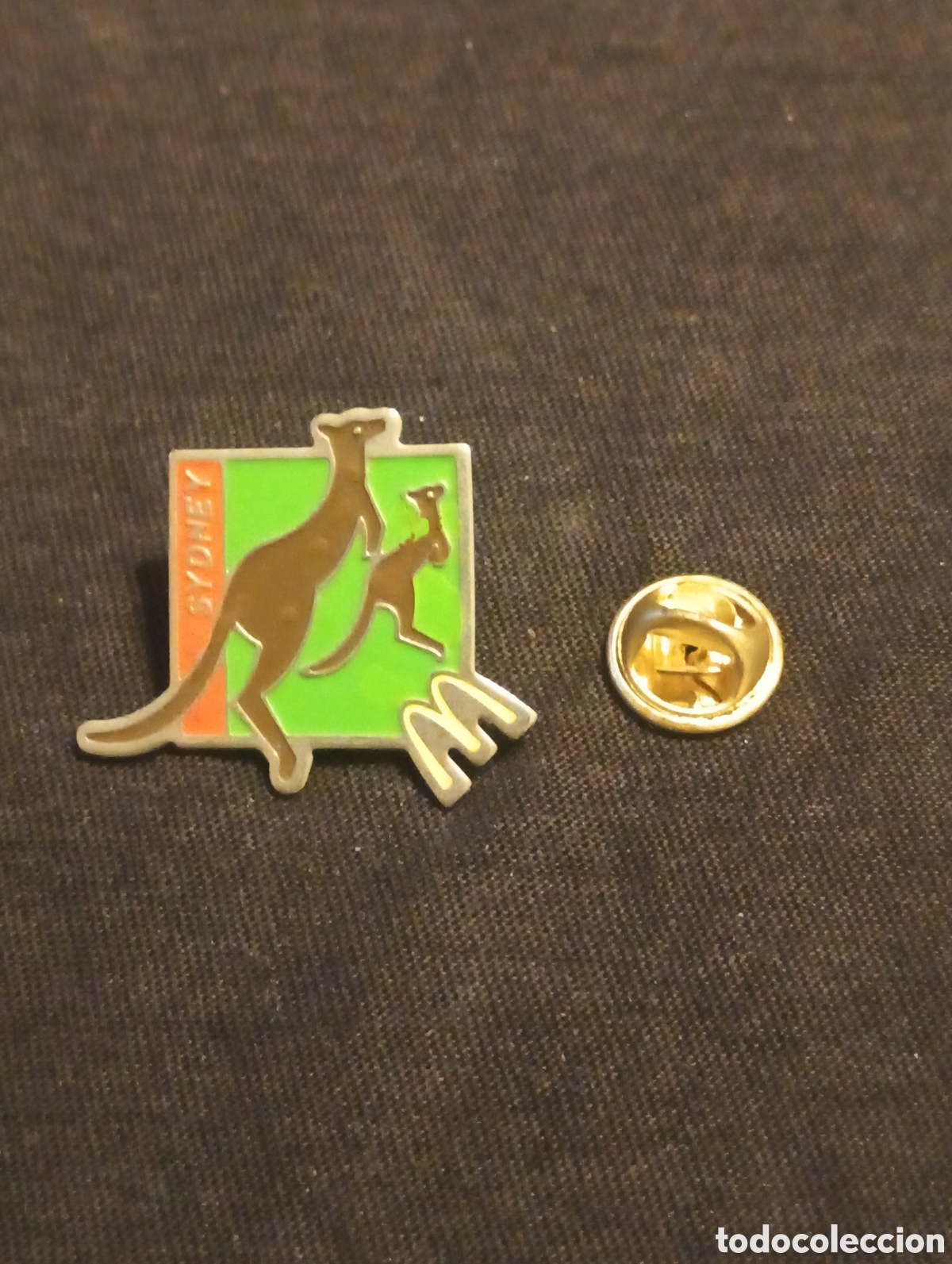 Pins de colecci&oacute;n: Pins insignia con pincho y cierre MacDonalds