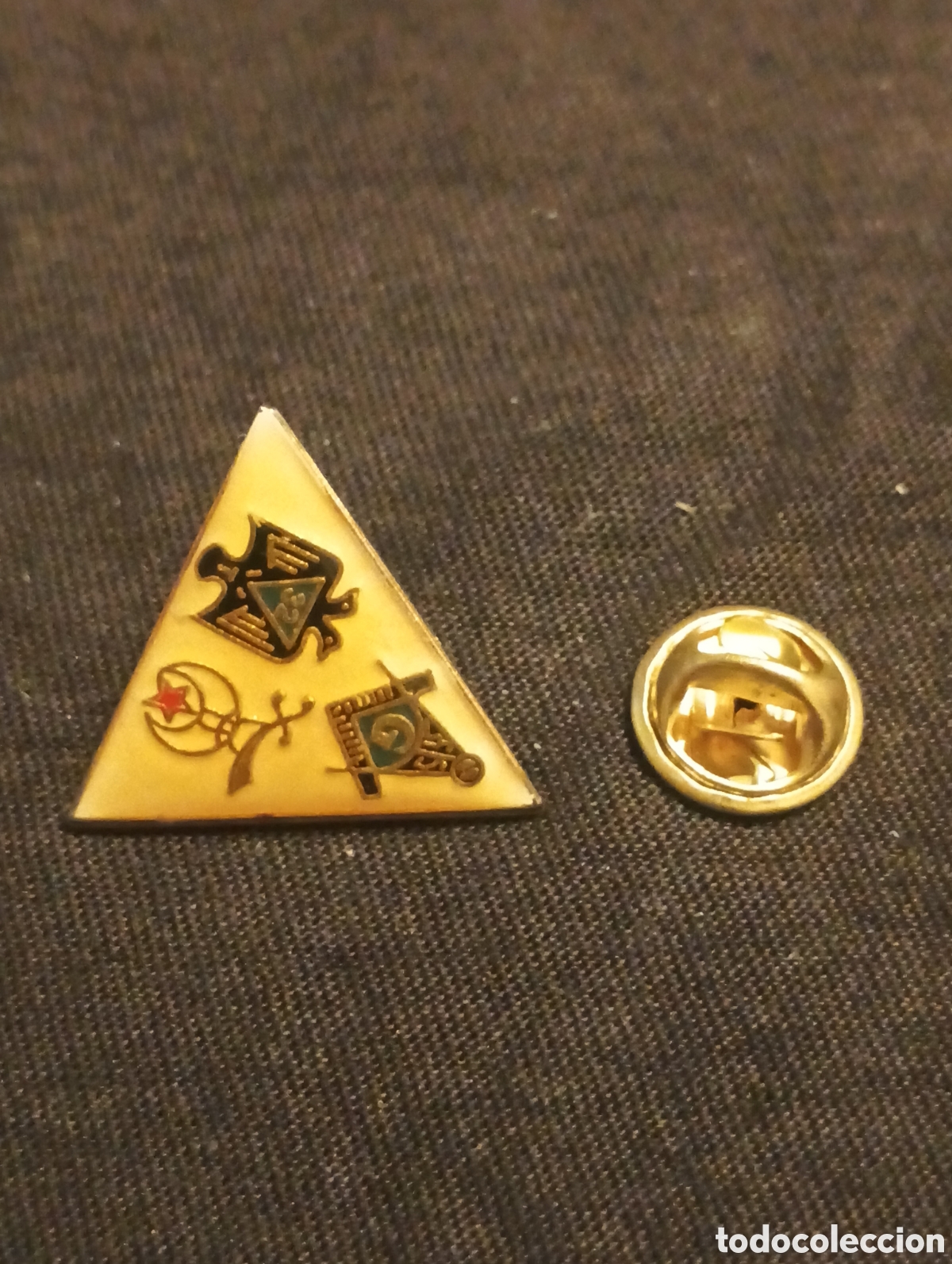 Pins de colecci&oacute;n: Pins insignia con pincho y cierre raro mas&oacute;n s&iacute;mbolos masonicos