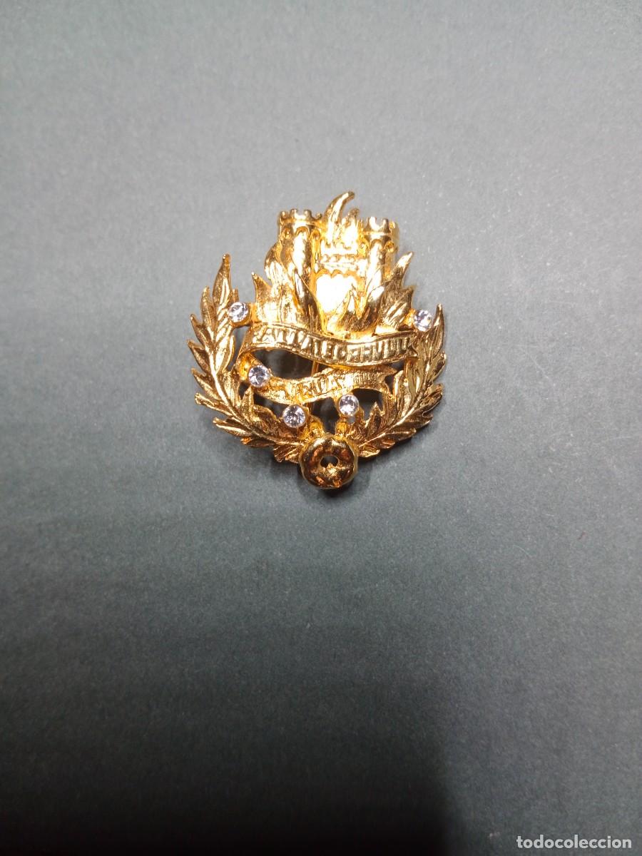 Collection pins: PIN INSIGNIA BROCHE DE JOYERIA - FALLA BORRULL TURIA - JCF 7 VALENCIA - BUNYOL D&acute;OR LLORER BRILLANTS