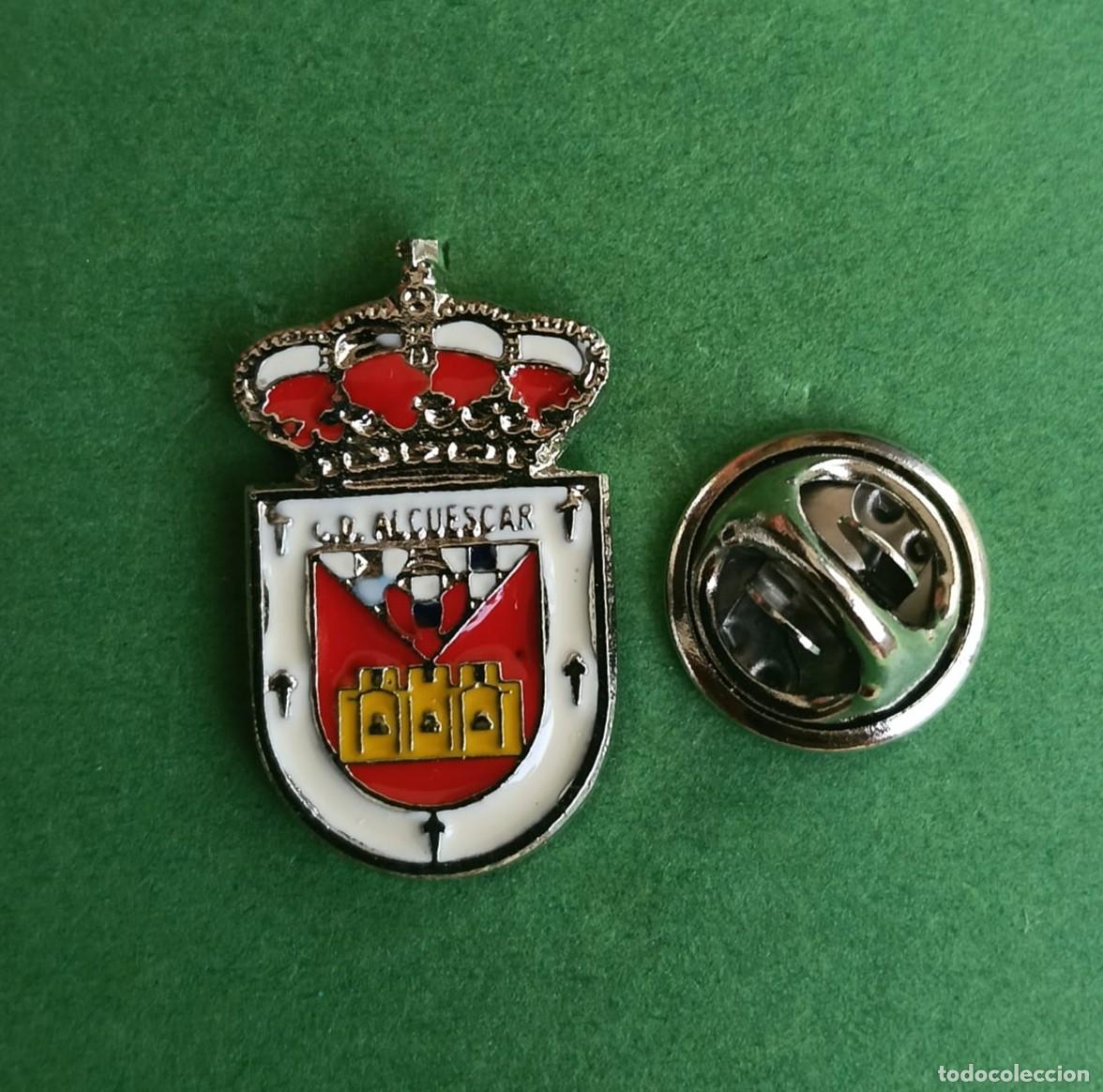 Pins de colecci&oacute;n: PIN FUTBOL - NO ESMALTE - C.D. ALCUESCAR - ALCUESCAR - CACERES - 130234