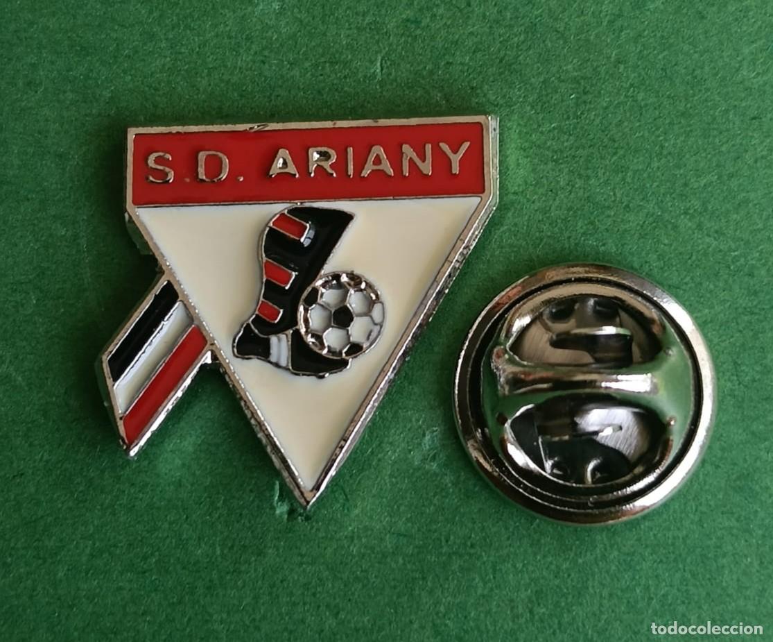 Pins de colecci&oacute;n: PIN FUTBOL - NO ESMALTE - S.D. ARIANY - ARIANY - BALEARES - 130235