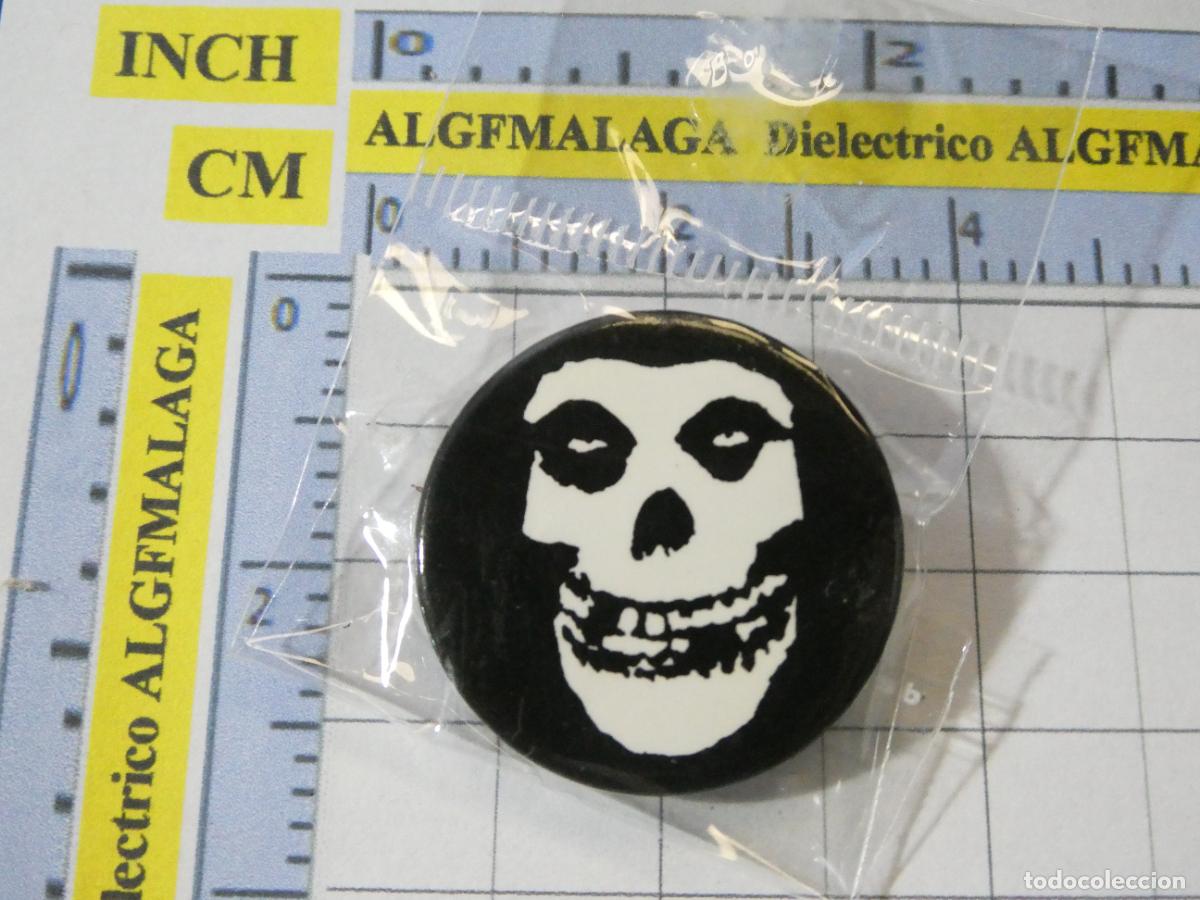 Sammlung von Pins: CHAPA BROCHE INSIGNIA. T&Eacute;TRICA BIZARRO PUNK MUERTE ANTISISTEMA ANARQU&Iacute;A CALAVERA. NO PIN