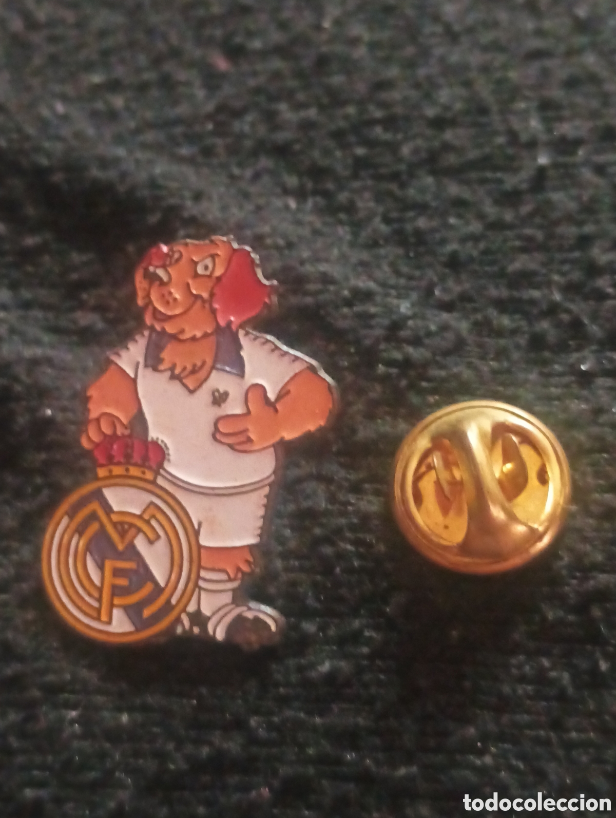 Pins e Spille di collezione: Pins insignia con pincho y cierre goli real Madrid