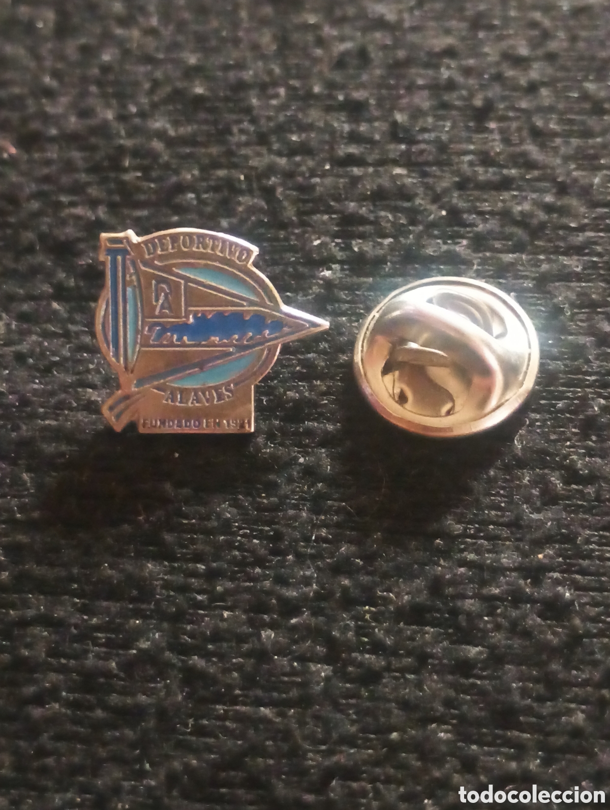 Pins e Spille di collezione: Pins insignia con pincho y cierre futbol deportivo alaves