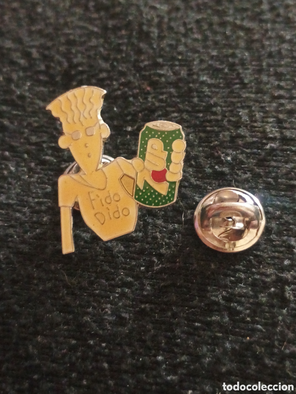 Pins de colecci&oacute;n: Pins insignia con pincho y cierre fido dido