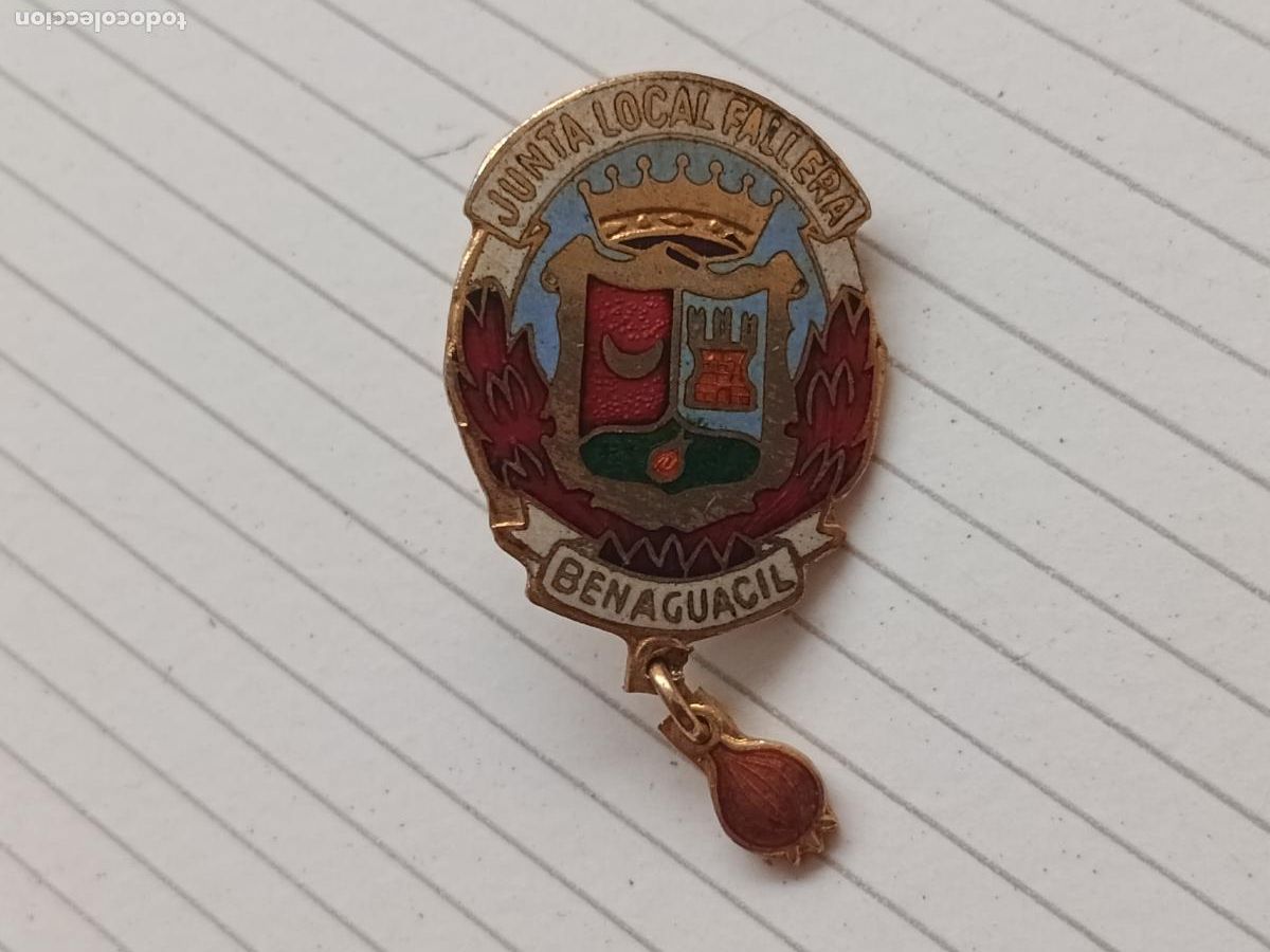 Pins de colecci&oacute;n: Fallas de Valencia. Insignia de imperdible Falla Junta Local fallera Benaguacil
