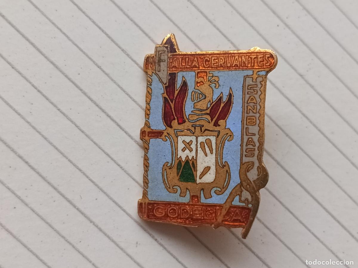 Pins de colecci&oacute;n: Fallas de Valencia. Insignia de imperdible Falla Cervantes San Blas, Godella