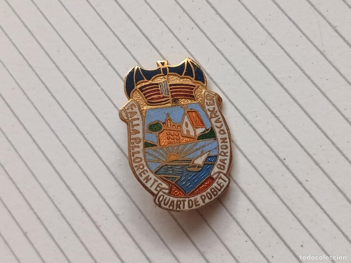 Collection pins: Fallas de Valencia. Insignia de imperdible Falla P. Llorente Bar&oacute;n de C&aacute;rcer, Quart de Poblet