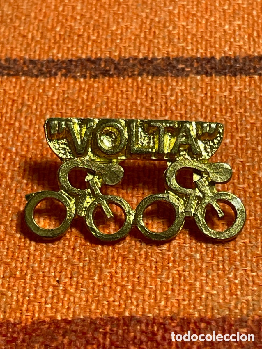 Pin's de collection: Pin ciclismo Volta a Catalunya - insignia met&aacute;lica vintage