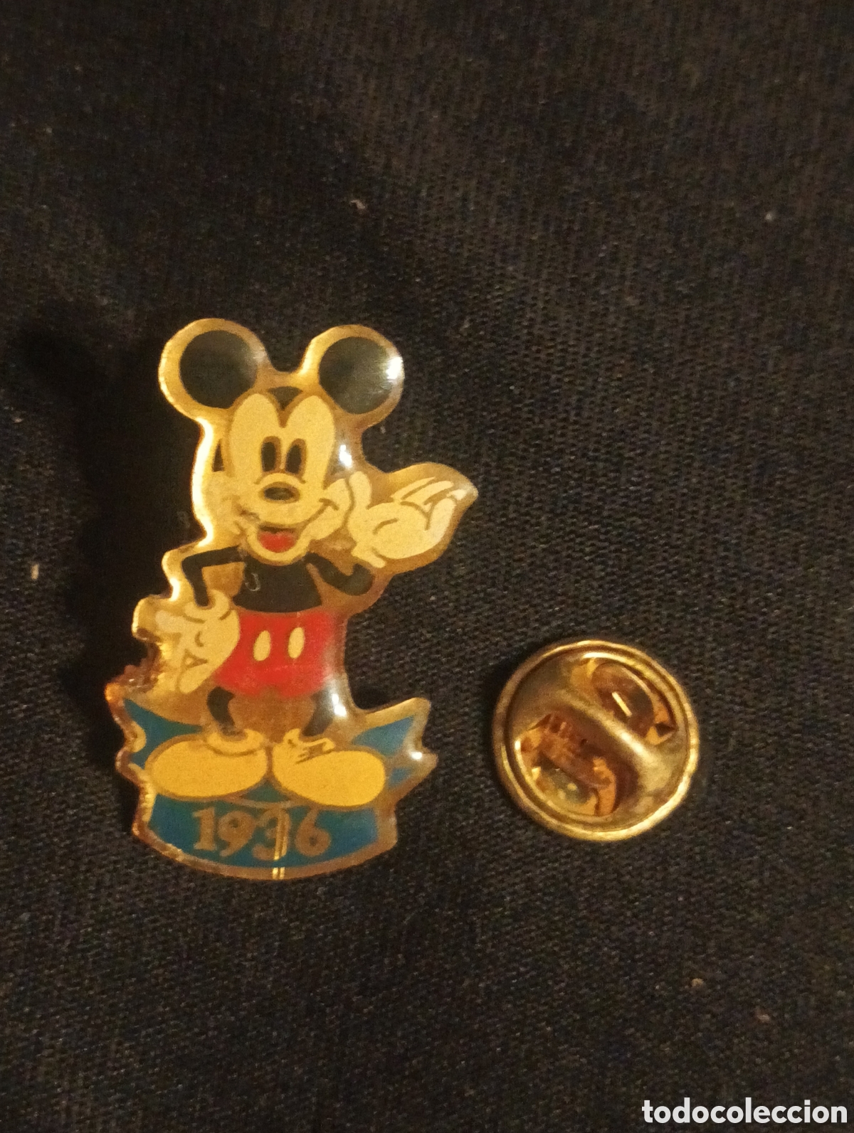 Pins de colecci&oacute;n: Pins insignia con pincho y cierre Mickey mouse 1936 Disney