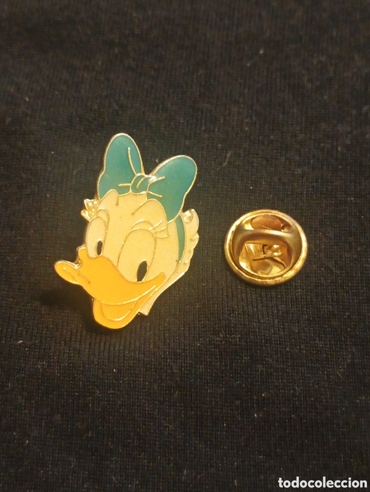 Pins de colecci&oacute;n: Pins insignia con pincho y cierre Deisy pato Donald