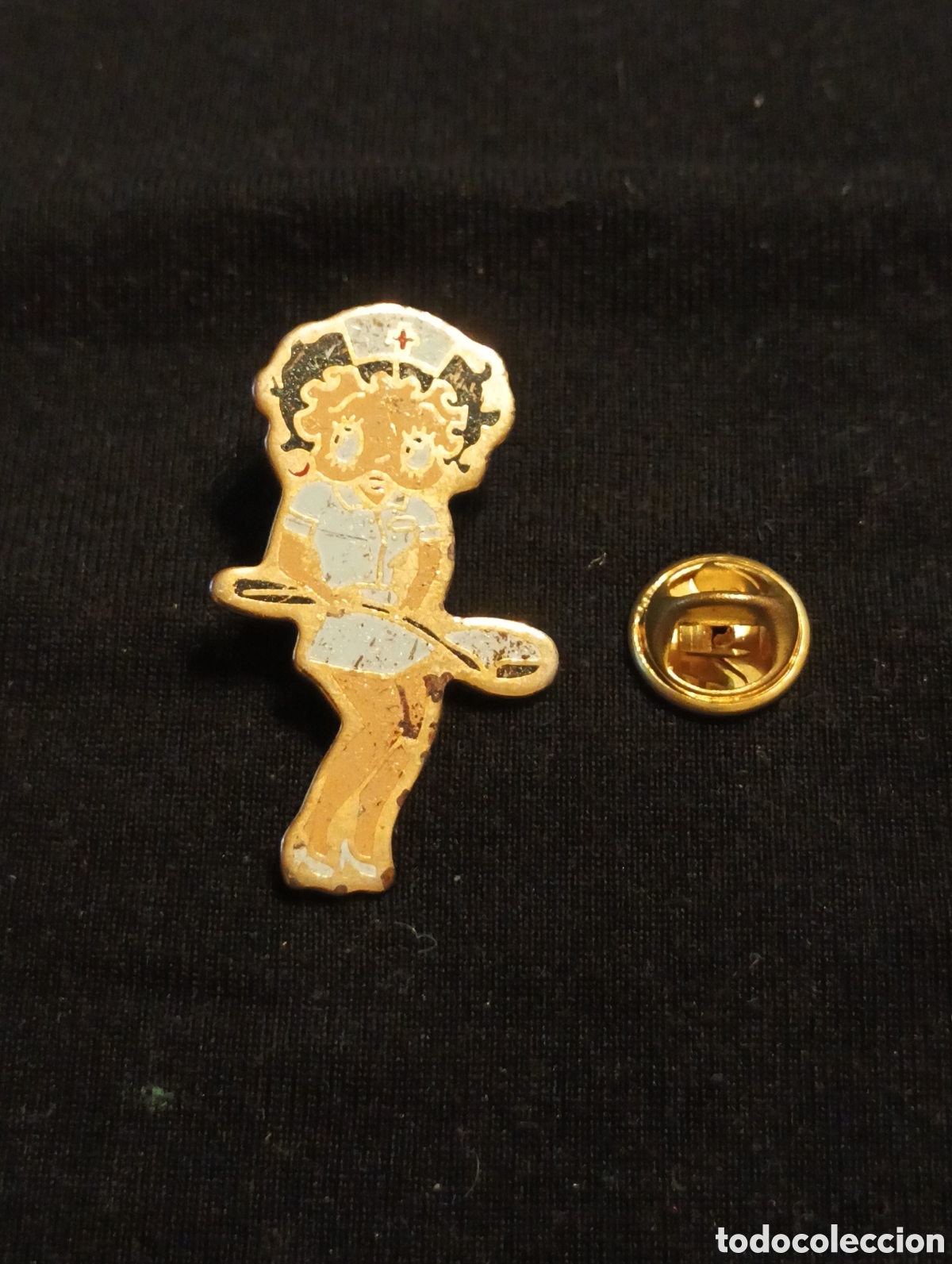 Pins de colecci&oacute;n: Pins insignia con pincho y cierre Betty boo enfermera