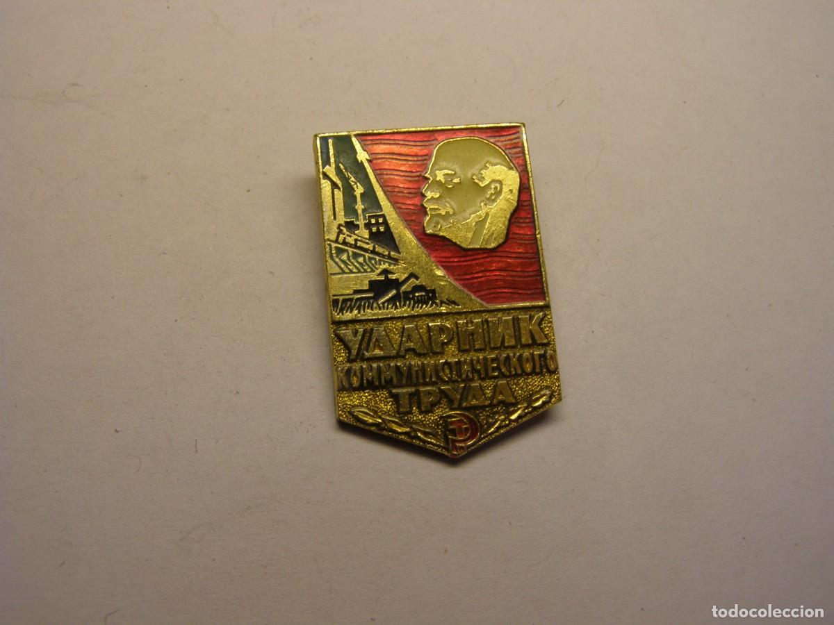 Pins de colecci&oacute;n: Antigua insignia sovi&eacute;tica, URSS, de aguja, n&ordm; 326.