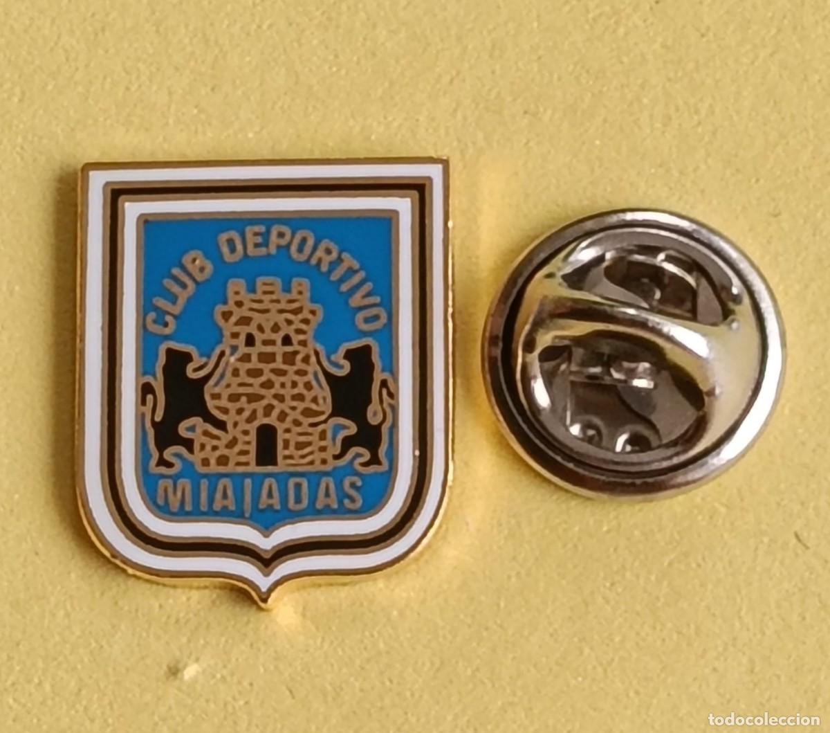 Pins de colecci&oacute;n: PIN FUTBOL - ESMALTE - C.D. MIAJADAS - MIAJADAS - CACERES - 130342