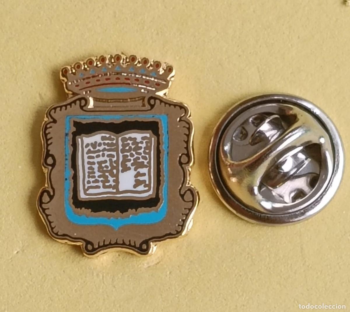 Pins de colecci&oacute;n: PIN FUTBOL - ESMALTE - C.D. SEVILLA LA NUEVA - SEVILLA LA NUEVA - MADRID - 130344