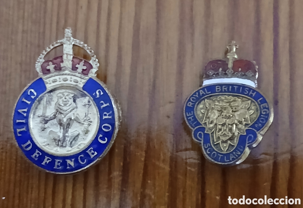 Pins de colecci&oacute;n: Insignias civil defence corps y british legion