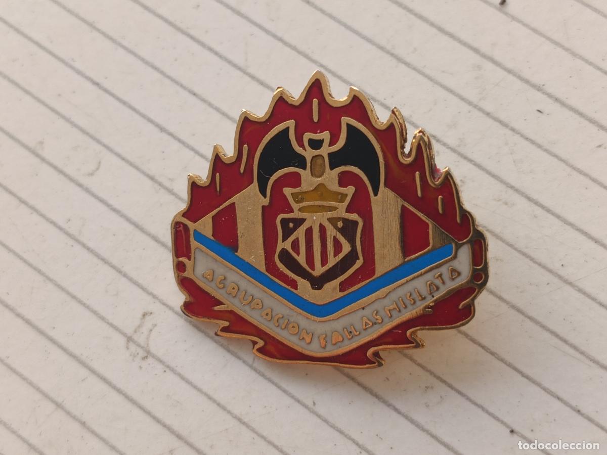 Pins de colecci&oacute;n: Fallas de Valencia. Insignia de la Falla Agrupaci&oacute;n Fallas de Mislata