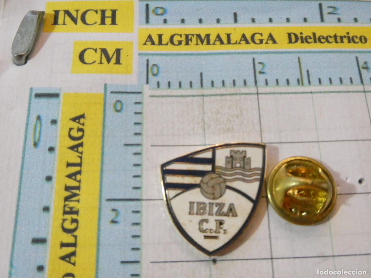 Pins de colecci&oacute;n: PIN DE DEPORTES. F&Uacute;TBOL. IBIZA CF. ESCUDO EQUIPO