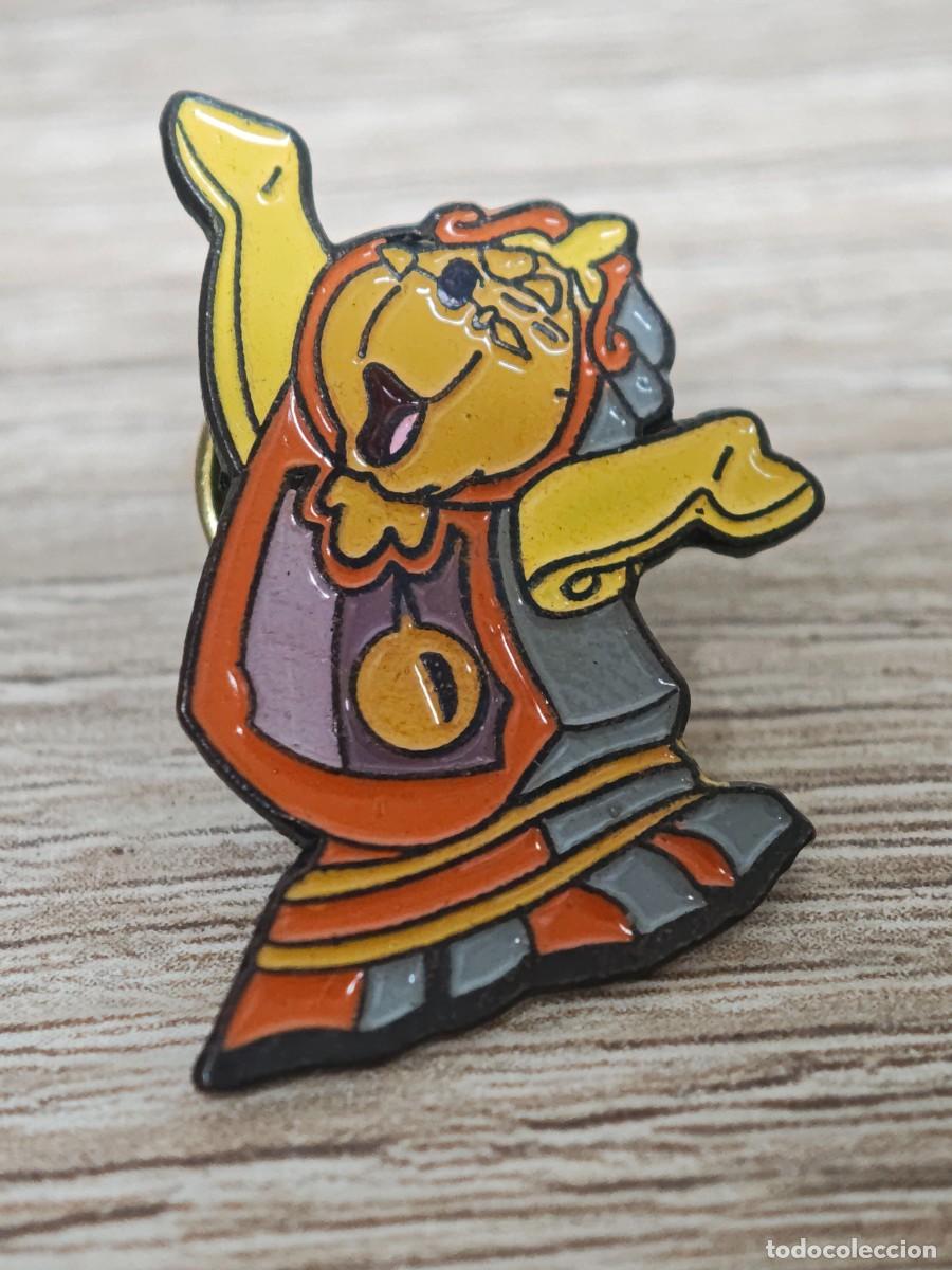 Pins de colecci&oacute;n: PIN BELLA Y BESTIA RELOJ