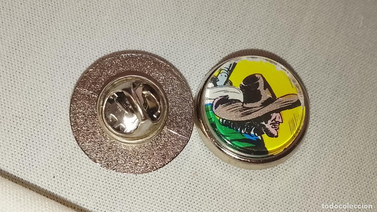 Pins de colecci&oacute;n: pin metal REDONDO - EL ESPADACHIN ENMASCARADO COMIC PIRATAS ESCLAVOS Y CASTIGO MALVADO