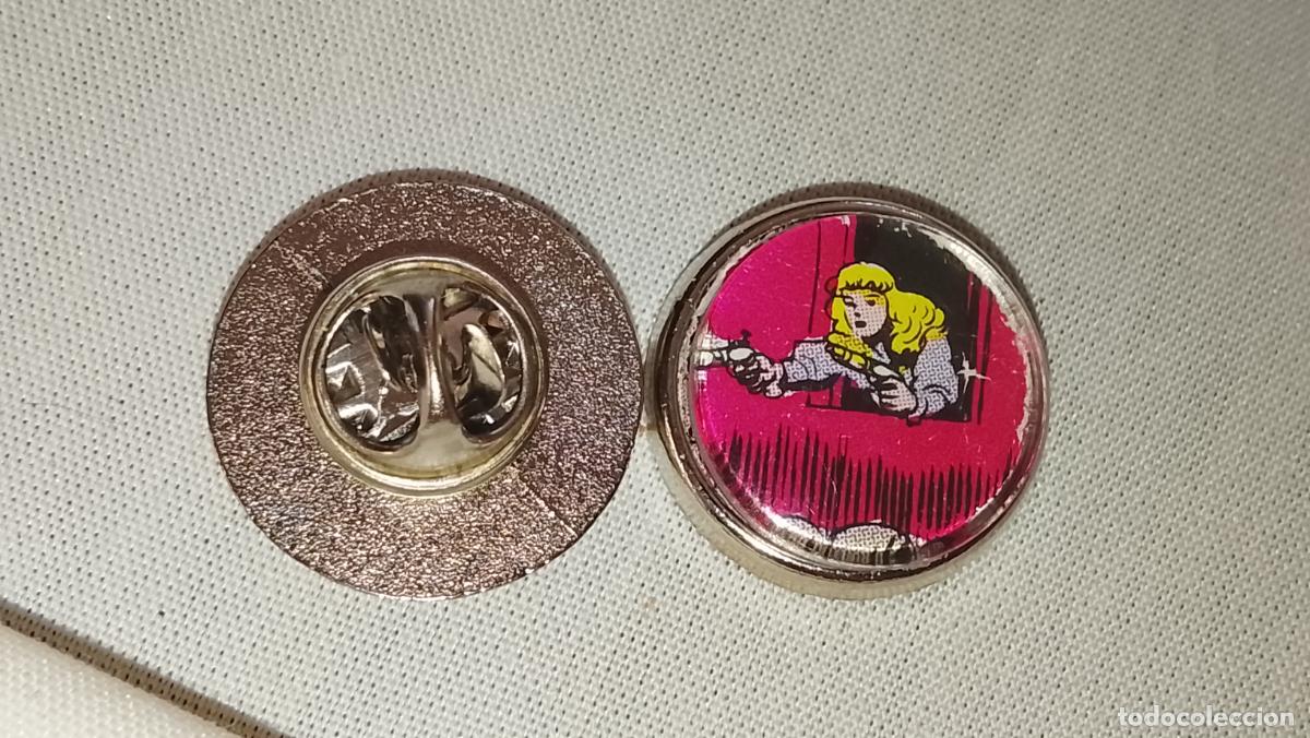 Pins de colecci&oacute;n: pin metal REDONDO - EL ESPADACHIN ENMASCARADO COMIC PIRATAS ESCLAVOS Y CASTIGO MALVADO