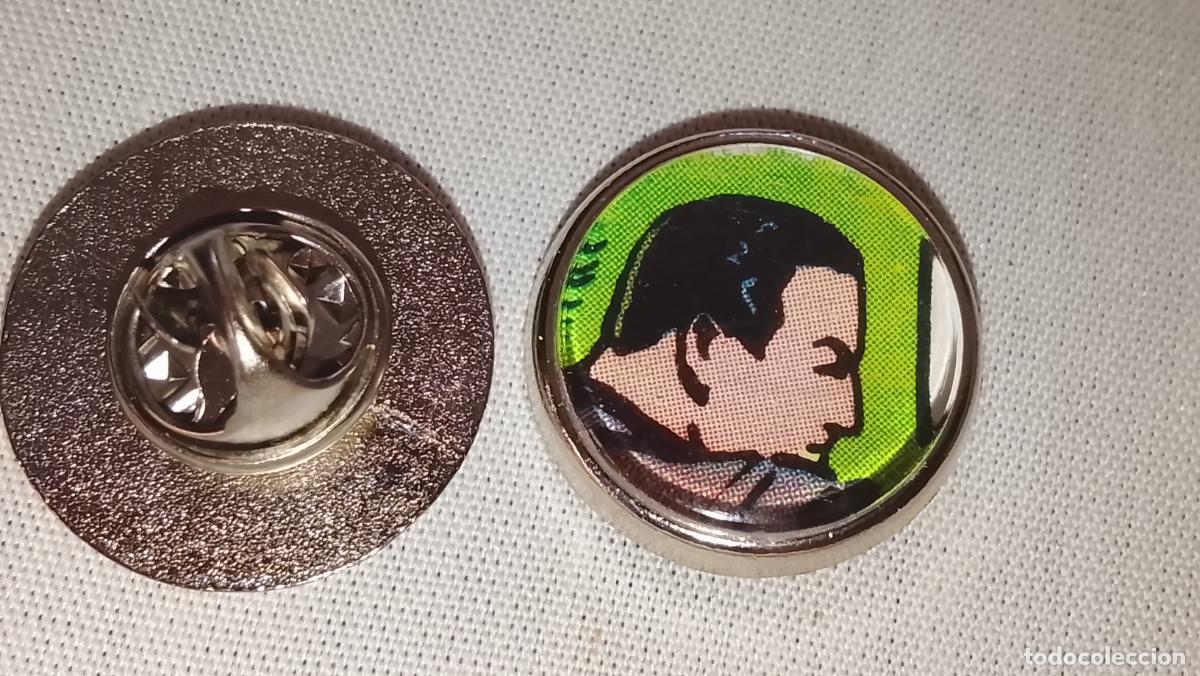 Pins de colecci&oacute;n: pin metal REDONDO - ROBERTO ALCAZAR Y PEDRIN CONTRA EL HOMBRE DIABOLICO A BORDO DEL ORIENTE