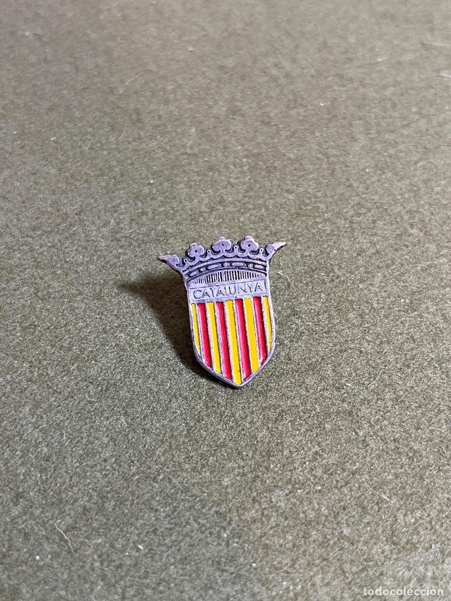 Pins de cole&ccedil;&atilde;o: Pin insignia escudo de Catalunya her&aacute;ldica catalana metal esmaltado Senyera corona real vintage a&ntilde;os