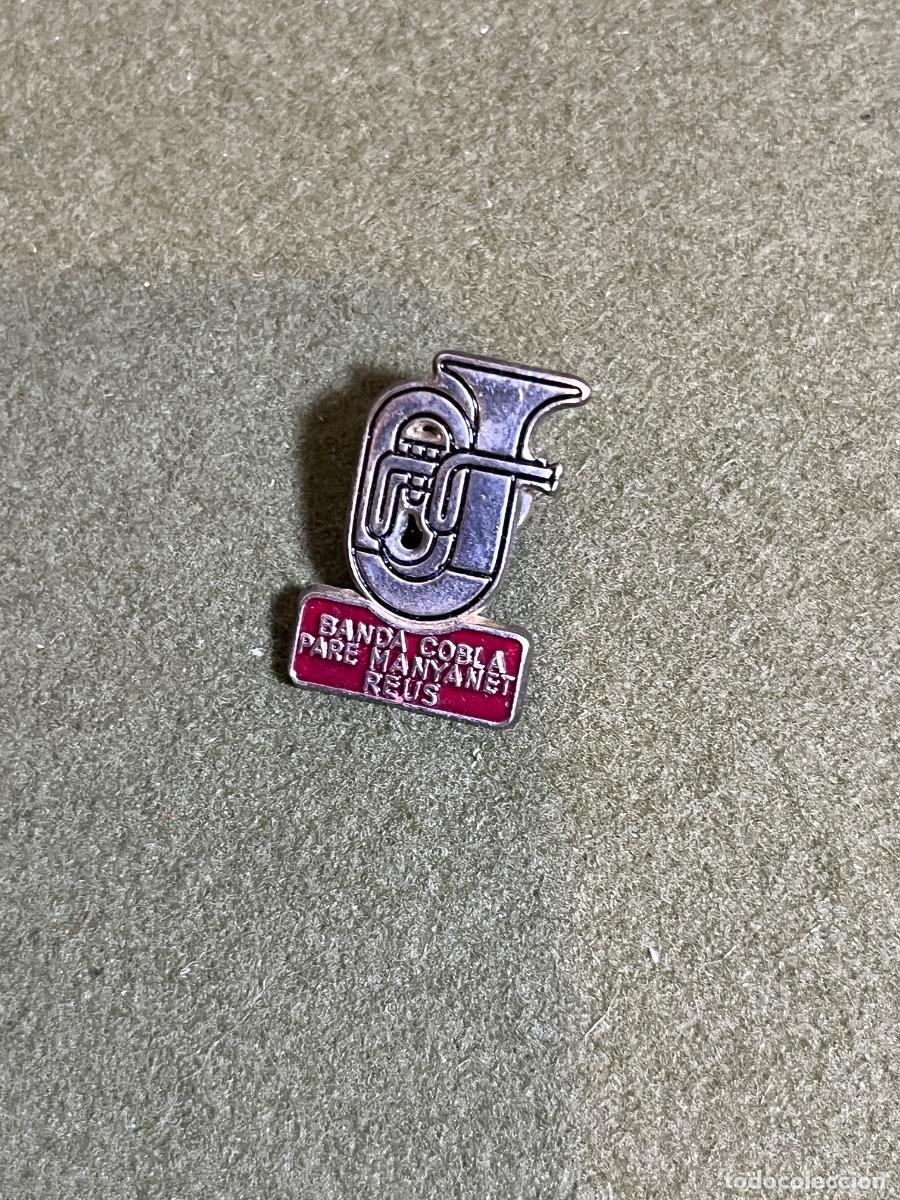 Pins de cole&ccedil;&atilde;o: Pin Banda Cobla Pare Manyanet Reus insignia esmaltada banda de m&uacute;sica cobla Catalu&ntilde;a entidad cultura