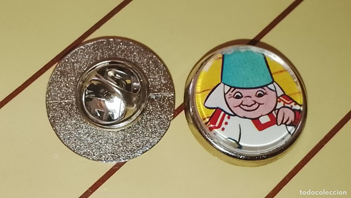 Pins de colecci&oacute;n: pin metal REDONDO - PERSONAJES DE LA SERIE DAVID EL GNOMO , LISA Y SU FAMILIA