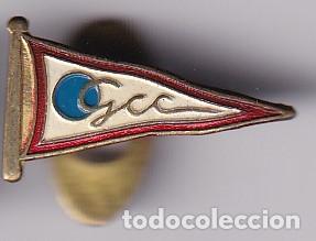 Pins de cole&ccedil;&atilde;o: ANTIGUA INSIGNIA DE OJAL DEL GRUPO CULTURAL COVADONGA DE GIJON