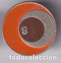 Pins de cole&ccedil;&atilde;o: ANTIGUA INSIGNIA DE IMPERDIBLE CON NUMERO 8