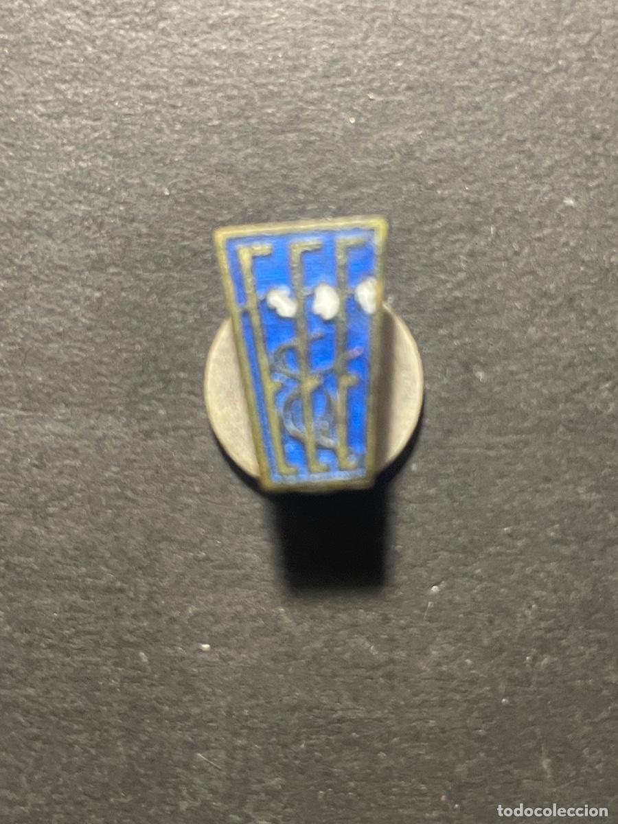 Pins de colecci&oacute;n: FEDERECI&Oacute;N ESPA&Ntilde;OLA DE ESQUI - F.E.E. ANTIGUA INSIGNIA SOLAPERA , DE ESMALTES - 1,5X1 CM.