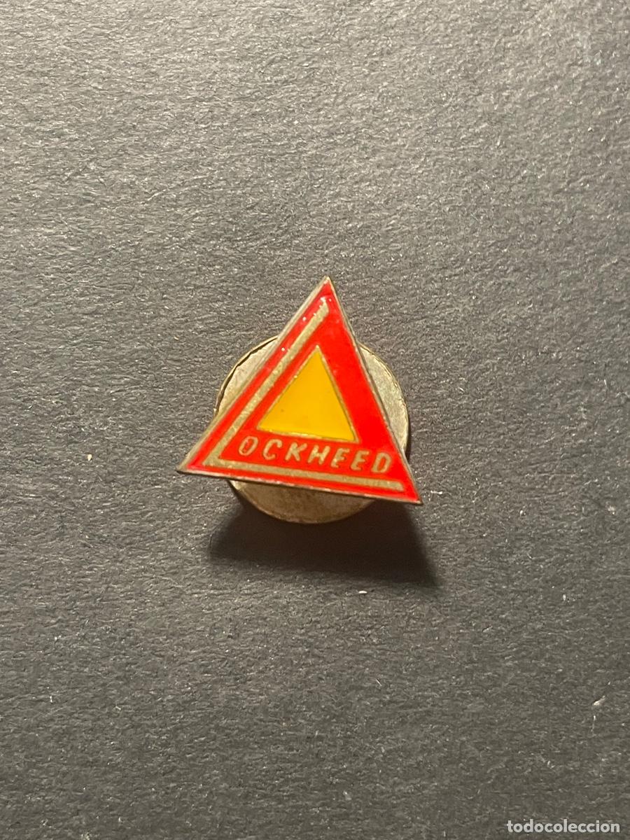 Pins de colecci&oacute;n: ANTIGUA INSIGNIA SOLAPERA - AGENCIA AEROESPACIAL LOCKHEED - 1,3X1,3 CM. ESTADO EL QUE SE VE EN LAS