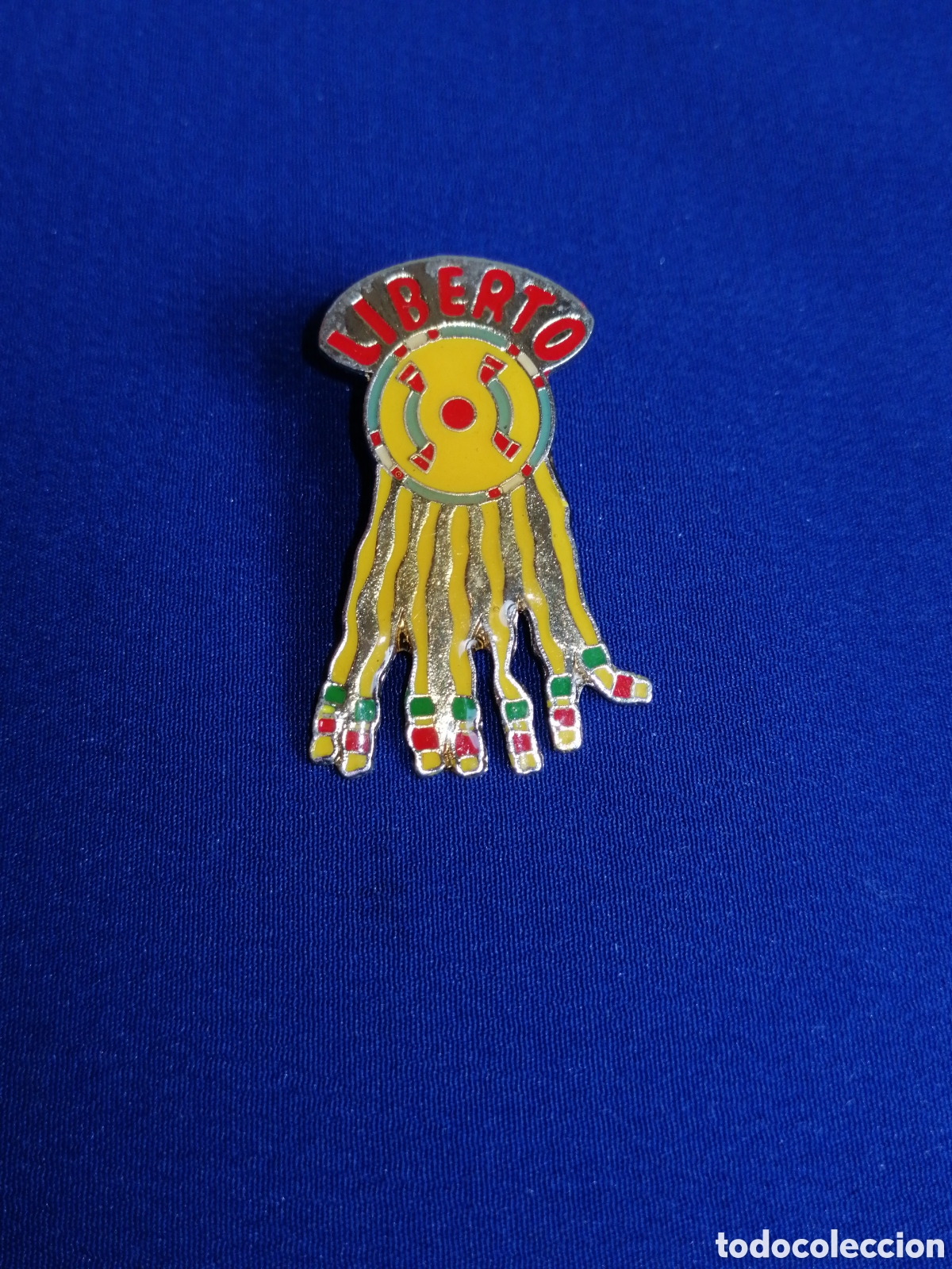 Collection pins: LIBERTO ROPA VAQUERA - PIN