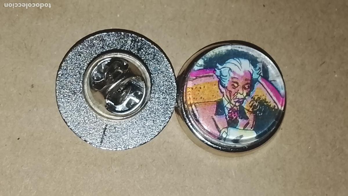 Collection pins: pin metal REDONDO - PERSONAJES DE LA SERIE COCMIC DRACURELLA DE BLUE JEANS
