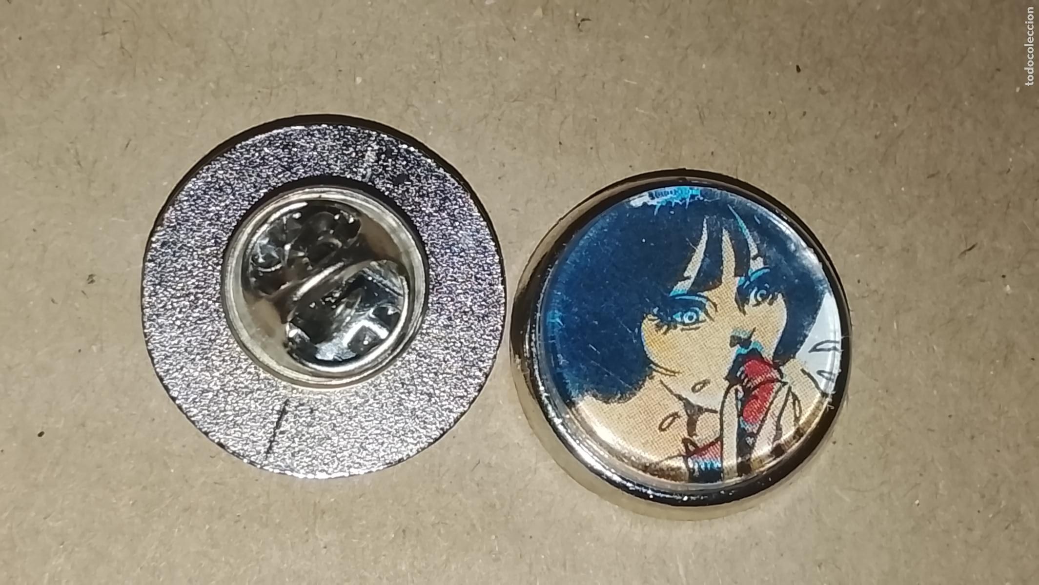 Pins de colecci&oacute;n: pin metal REDONDO - PERSONAJES DE LA SERIE COCMIC DRACURELLA DE BLUE JEANS