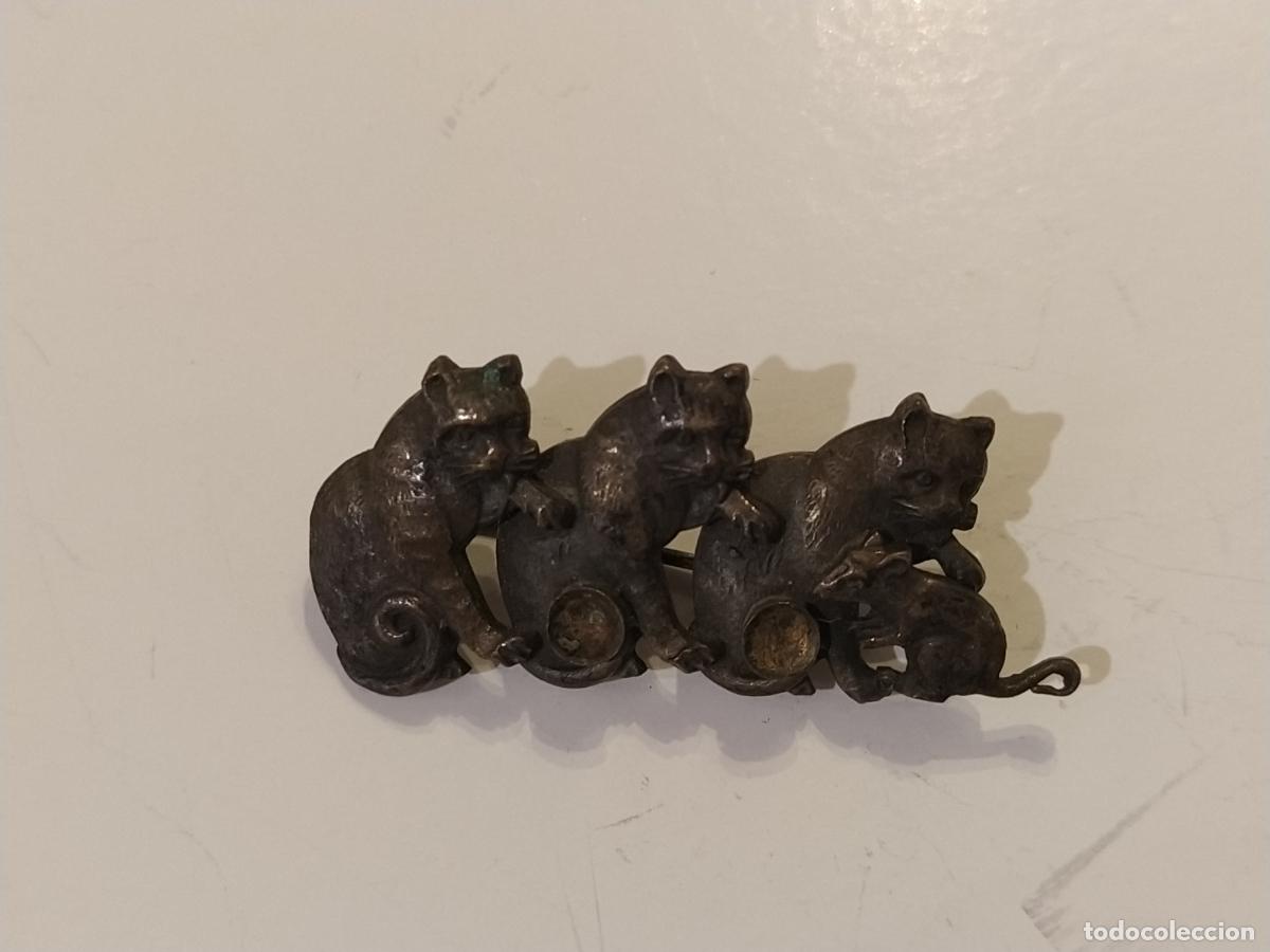 Pins de cole&ccedil;&atilde;o: BROCHE PIN INSIGNIA DE METAL DE GATOS Y UN RATON -VER FOTOS