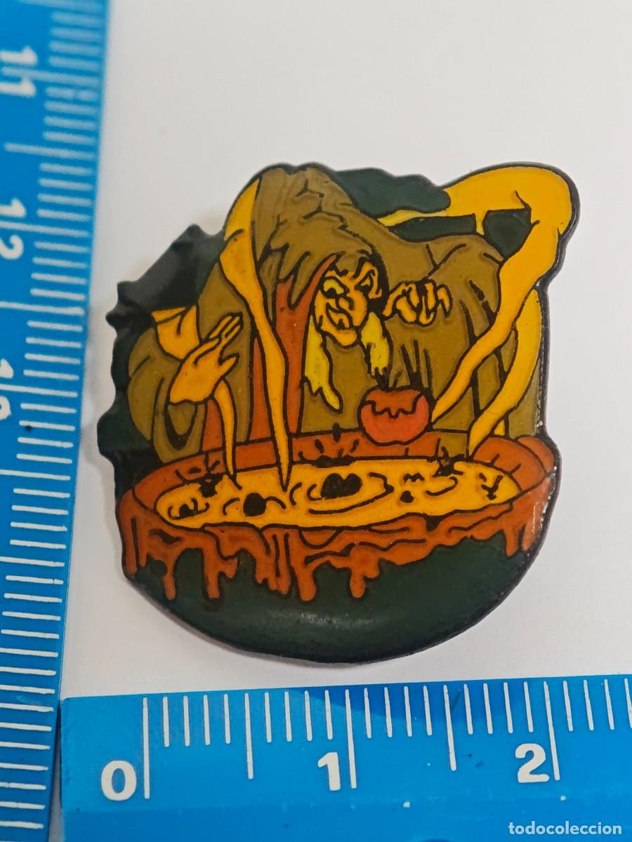 Pins de colecci&oacute;n: PIN CALDERO BRUJA A&Ntilde;OS 90