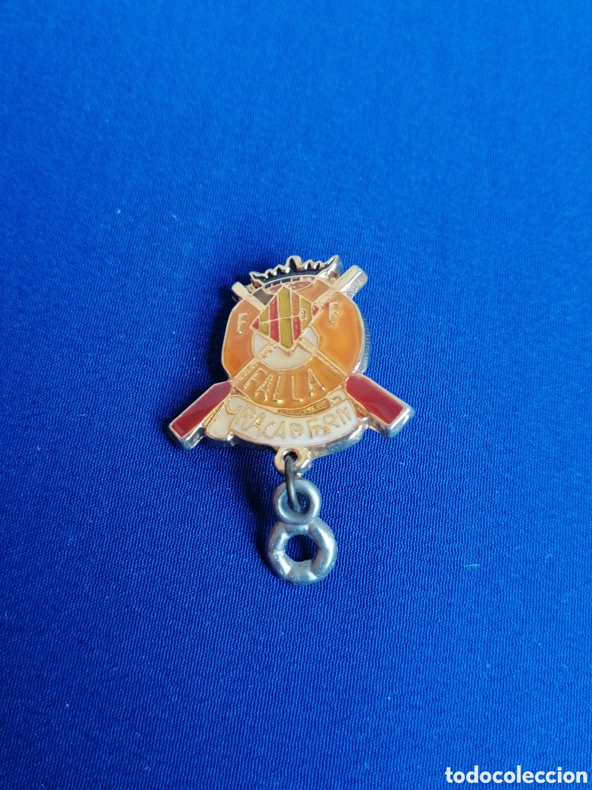 Pins de colecci&oacute;n: FALLA PLAZA DEL FORN (ALZIRA) INSIGNIA DE ALFILER